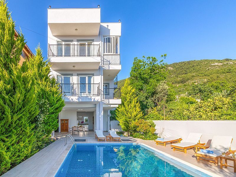 Villa Eddie