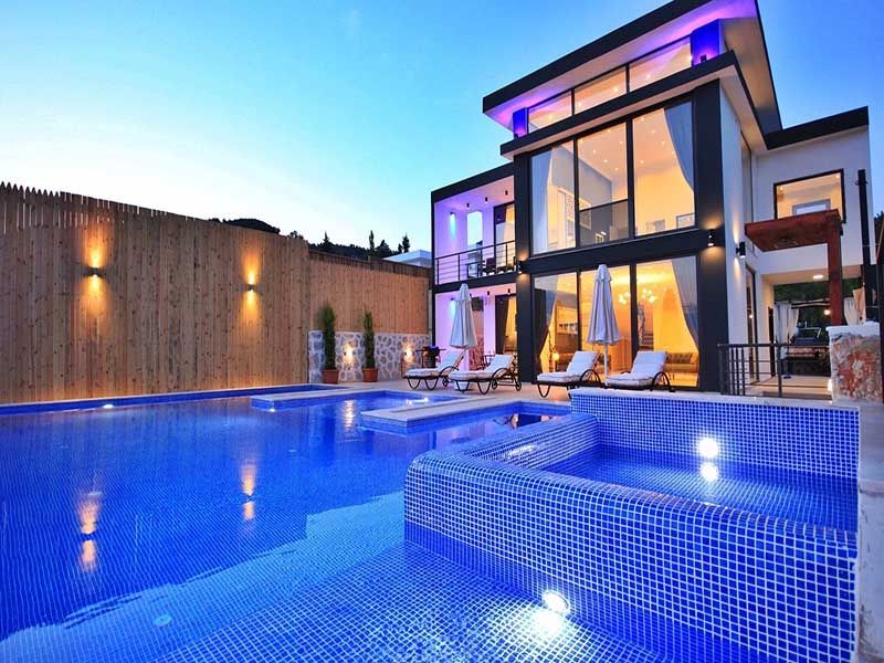 Villa Cliff
