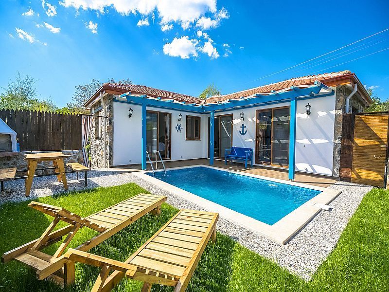Villa Life