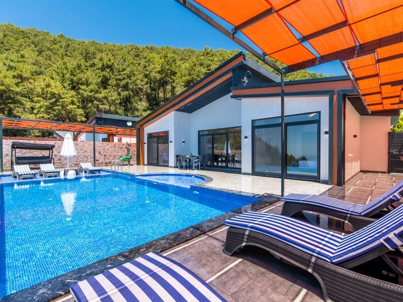 Villa Rose 5