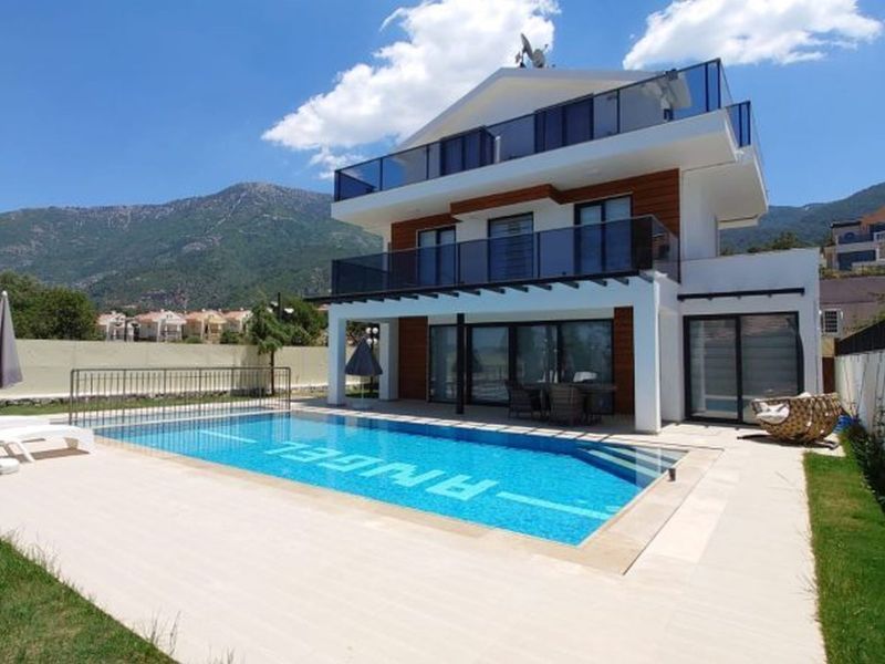 Villa Runner