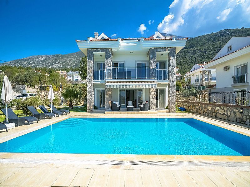 Villa Silver
