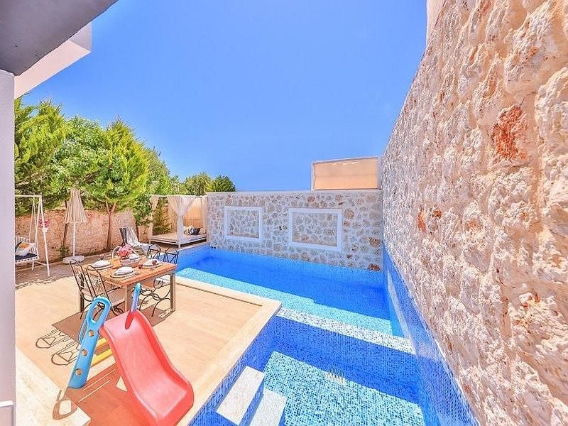 Villa Viserion 2